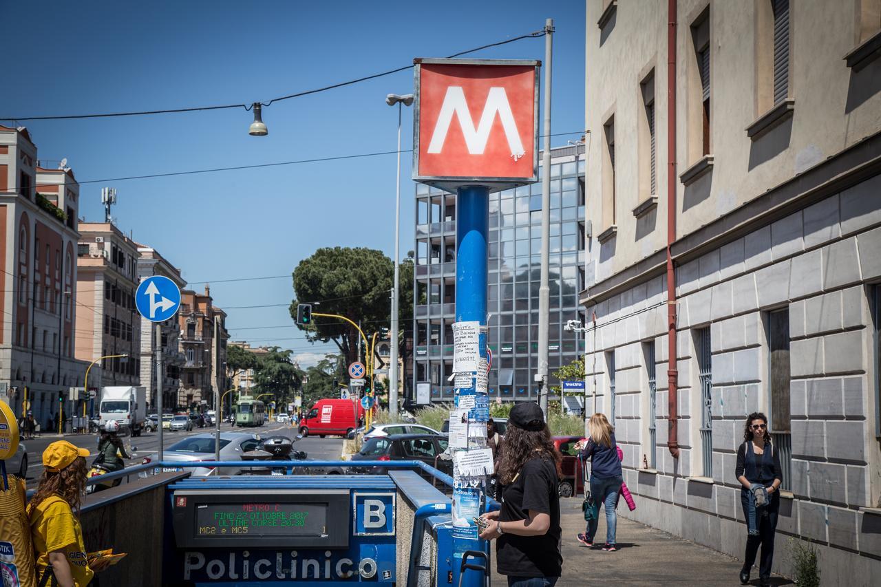 B&B La Piazzetta Delle Regine Róma Kültér fotó